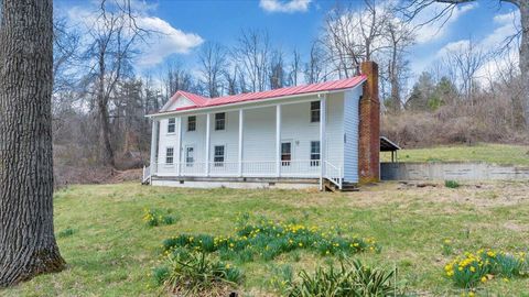 Multifamily For Sale - 9537-9539 Floyd Hwy Hwy<br/> Floyd County, Copper Hill, VA 24079
