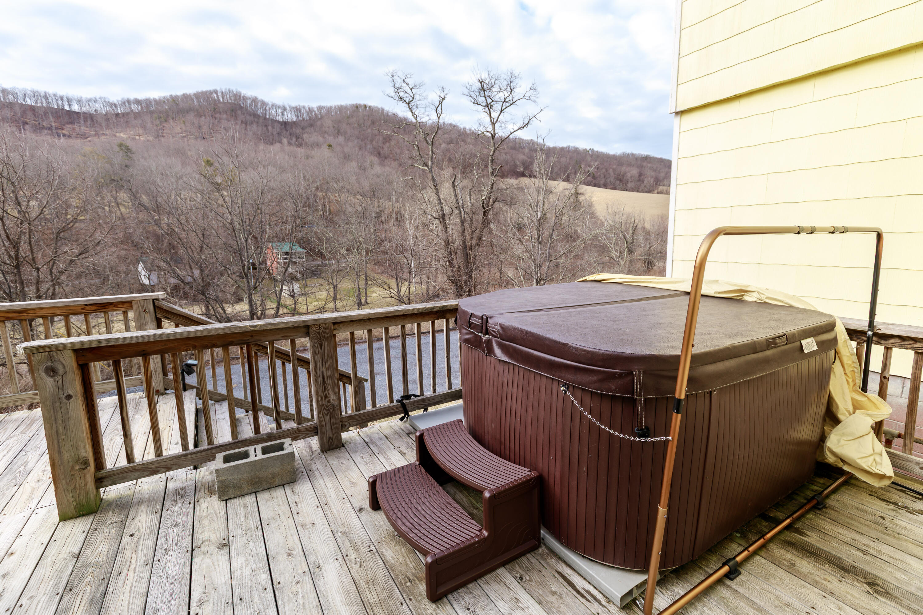 12509 Sam Snead Hwy Hwy, Warm Springs, Virginia image 25
