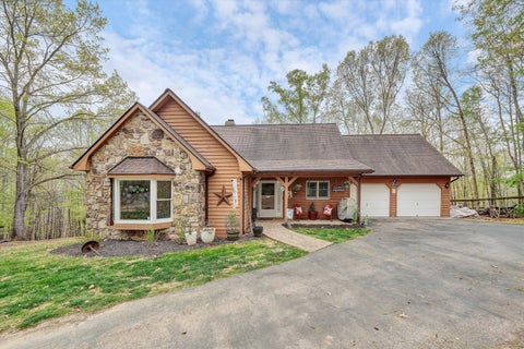 Homes For Sale - 1285 Echo Hills Rd<br/> Montgomery County, Elliston, VA 24087