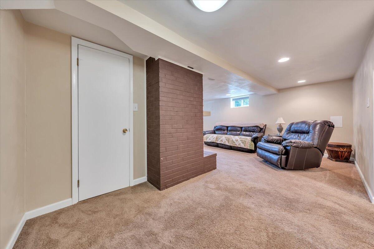 3222 Troy Ave, Roanoke, Ohio image 29
