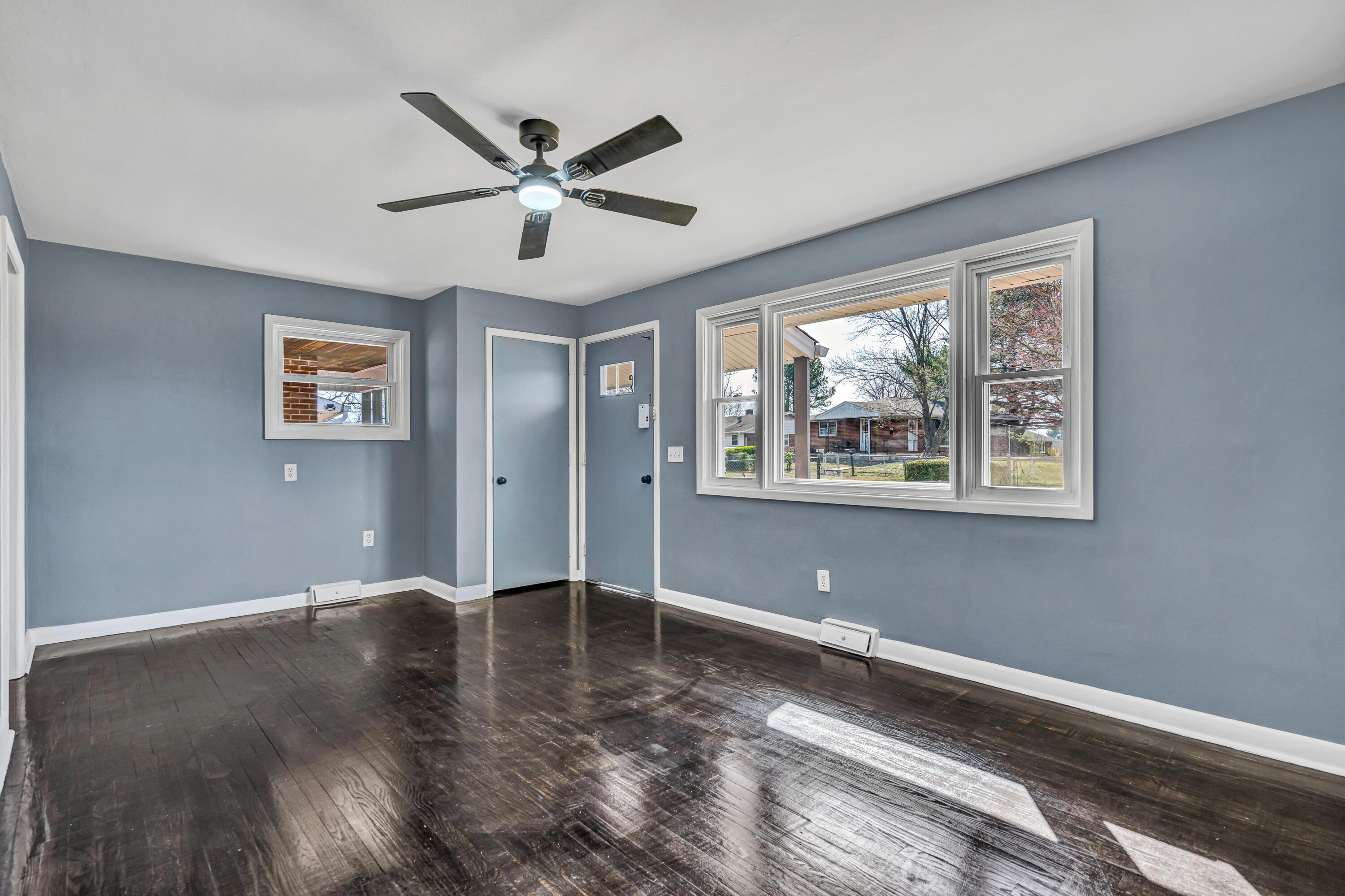 502 Victor Ave, Roanoke, Virginia image 5
