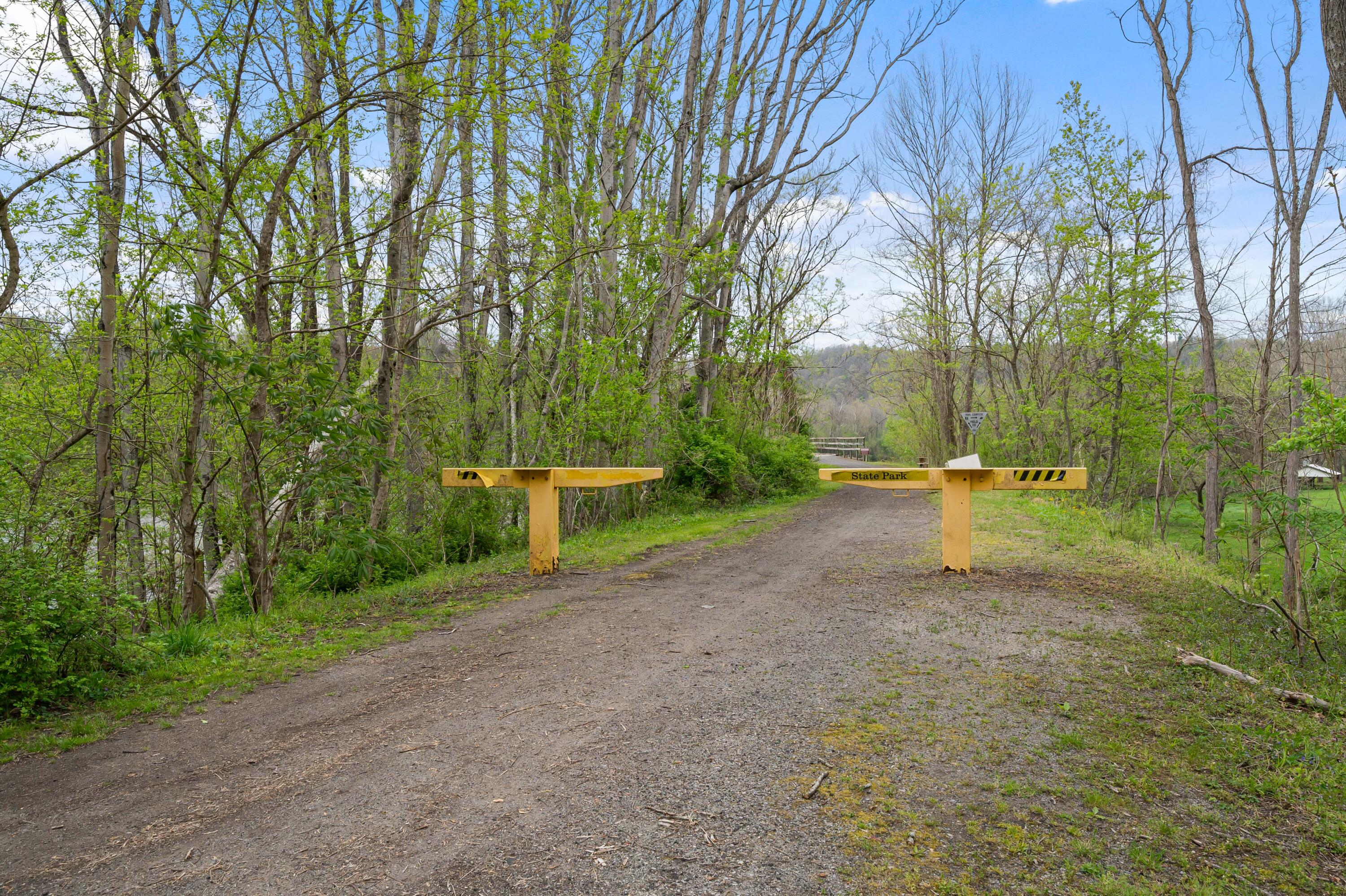 TBD Cole Mountain Rd, Hiwassee, Virginia image 31