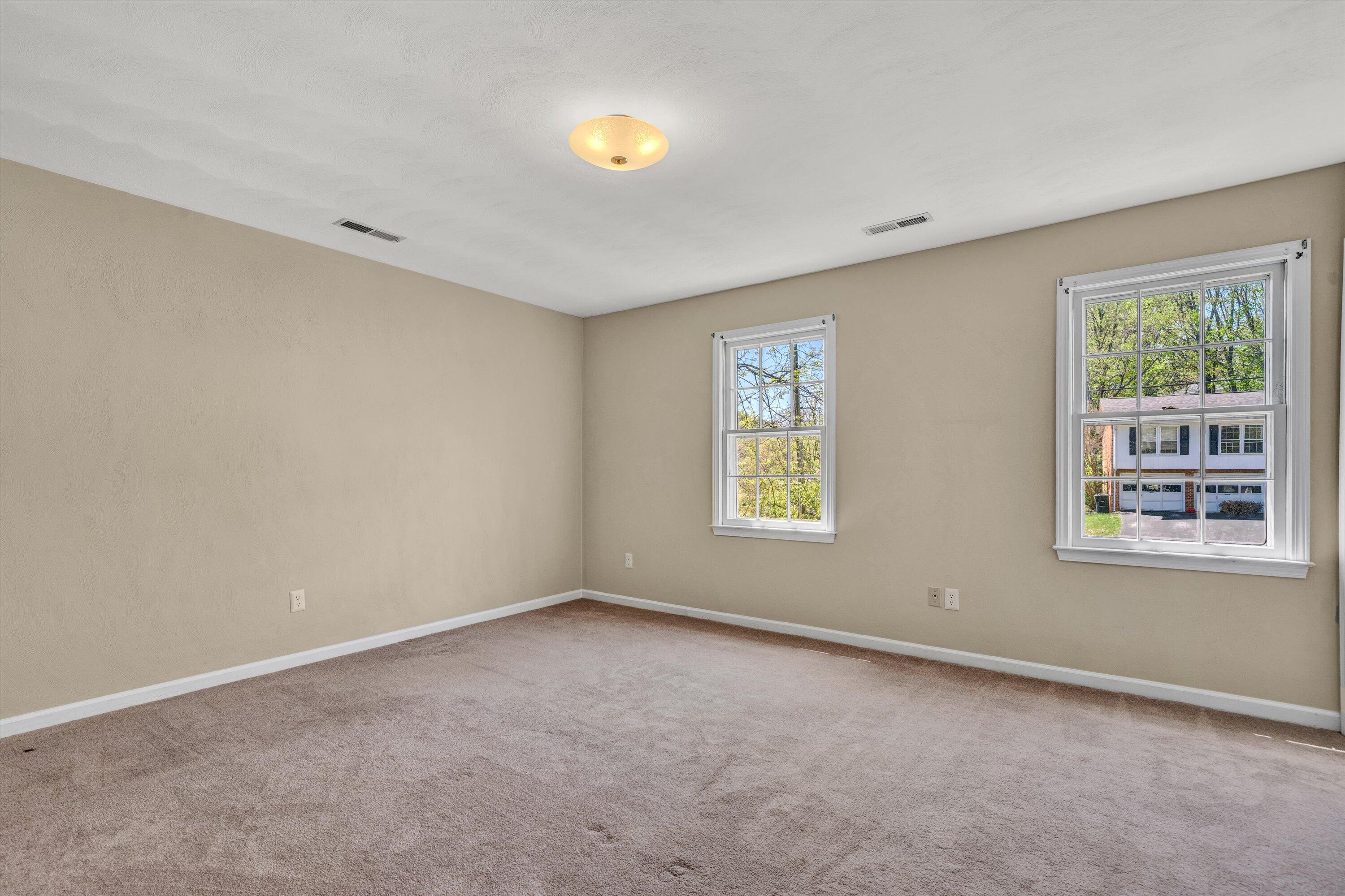 3218 Woodview Rd, Roanoke, Virginia image 30
