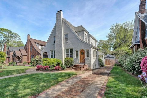 Homes For Sale - 1819 Windsor Ave<br/> Roanoke, VA 24015