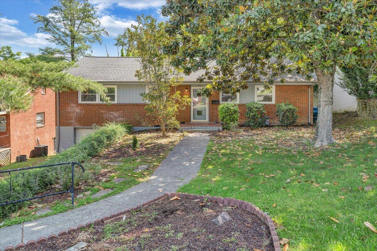 547 Dillard Rd, Roanoke, Ohio image 1