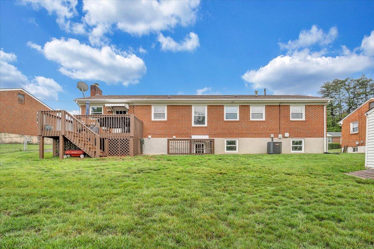 1567 S South Pacific Dr, Vinton, Virginia image 39