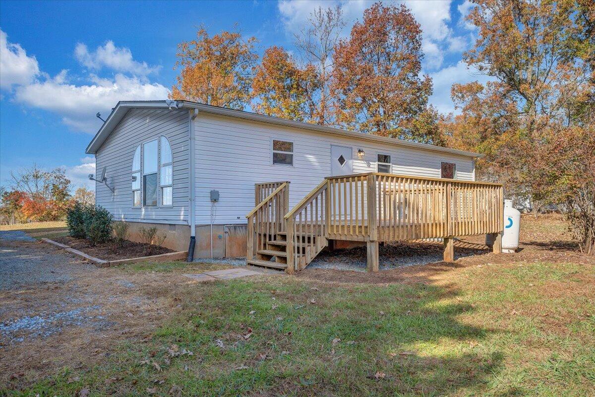 2166 Novelty Rd, Penhook, Virginia image 26