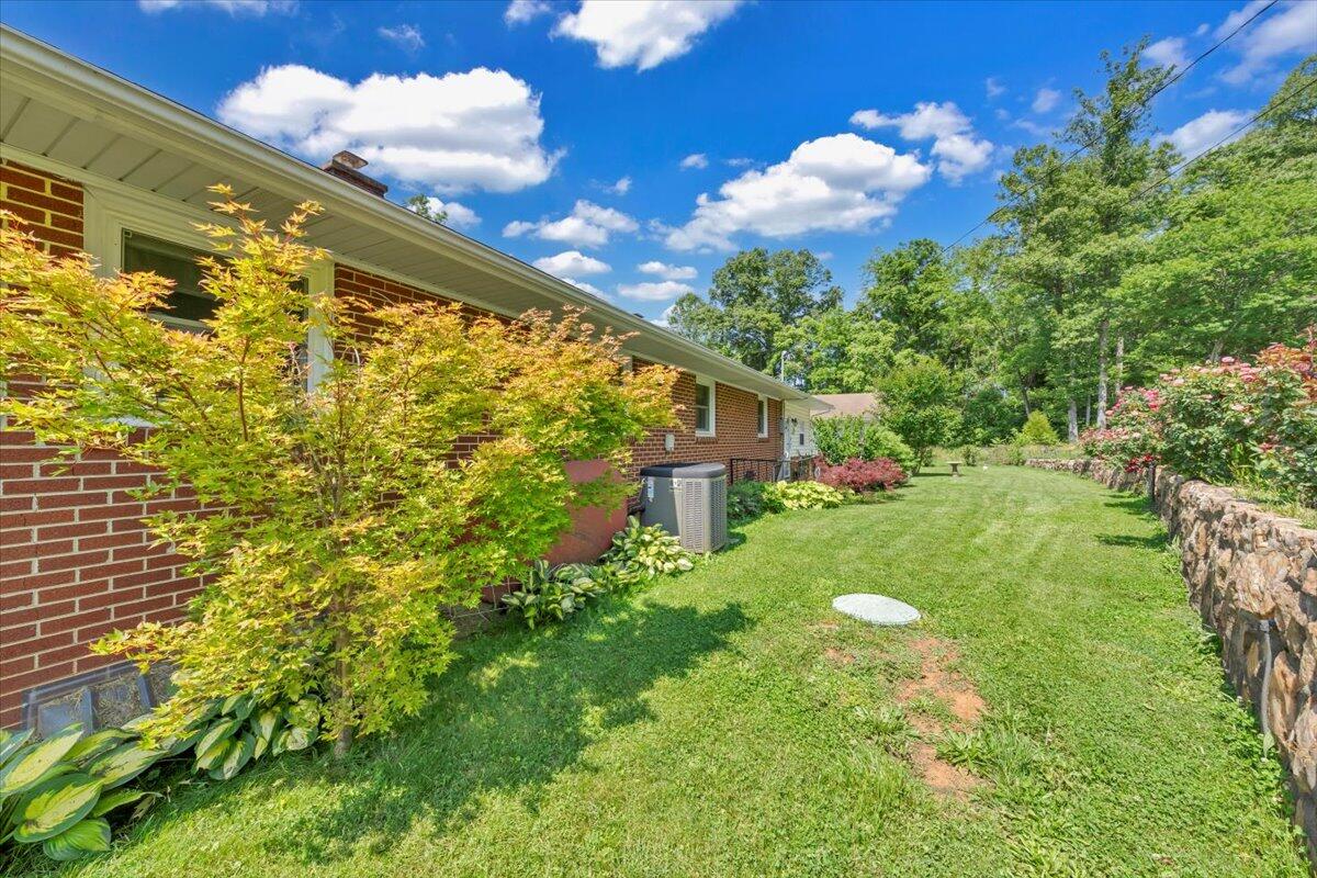 3135 Doe Run Rd, Rocky Mount, Virginia image 43