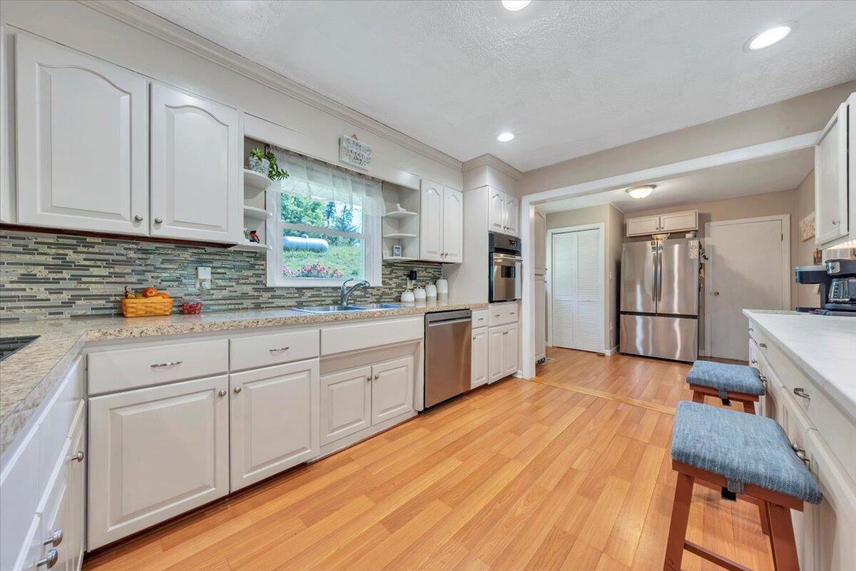 3135 Doe Run Rd, Rocky Mount, Virginia image 8