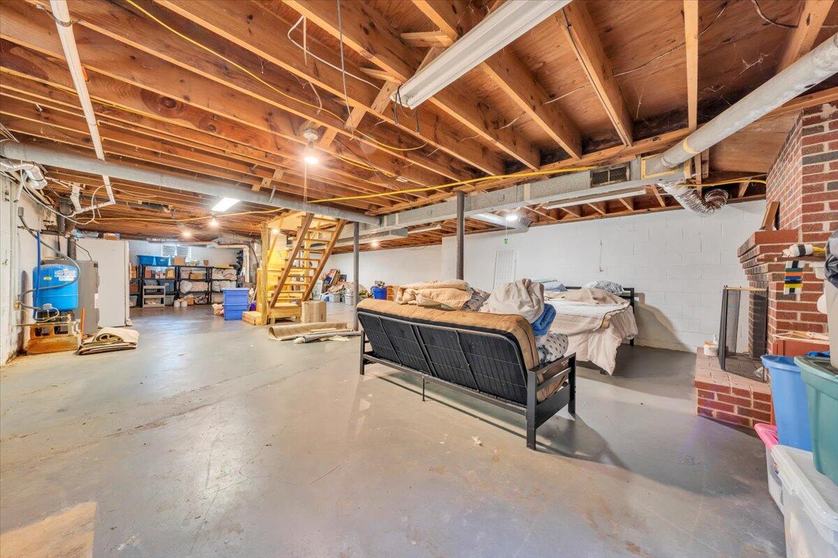 3135 Doe Run Rd, Rocky Mount, Virginia image 35