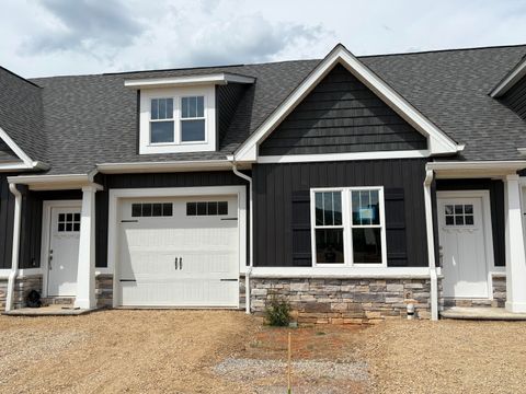 Townhouse For Sale - 415 Kimball Ave<br/> Salem, VA 24153