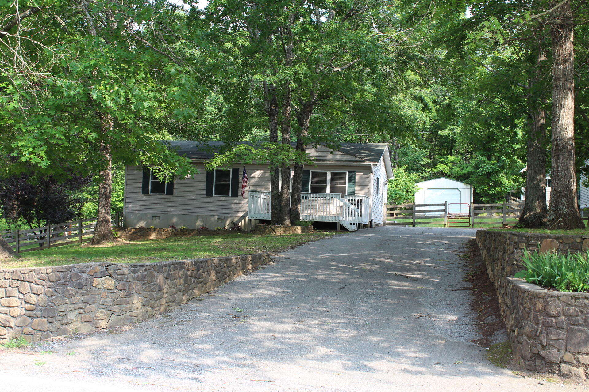 8728 Bradshaw Rd, Salem, Virginia image 4