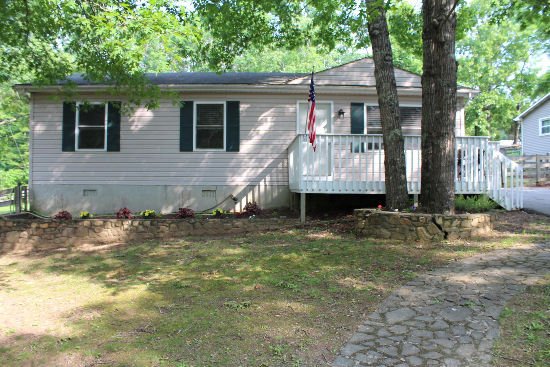 8728 Bradshaw Rd, Salem, Virginia image 2