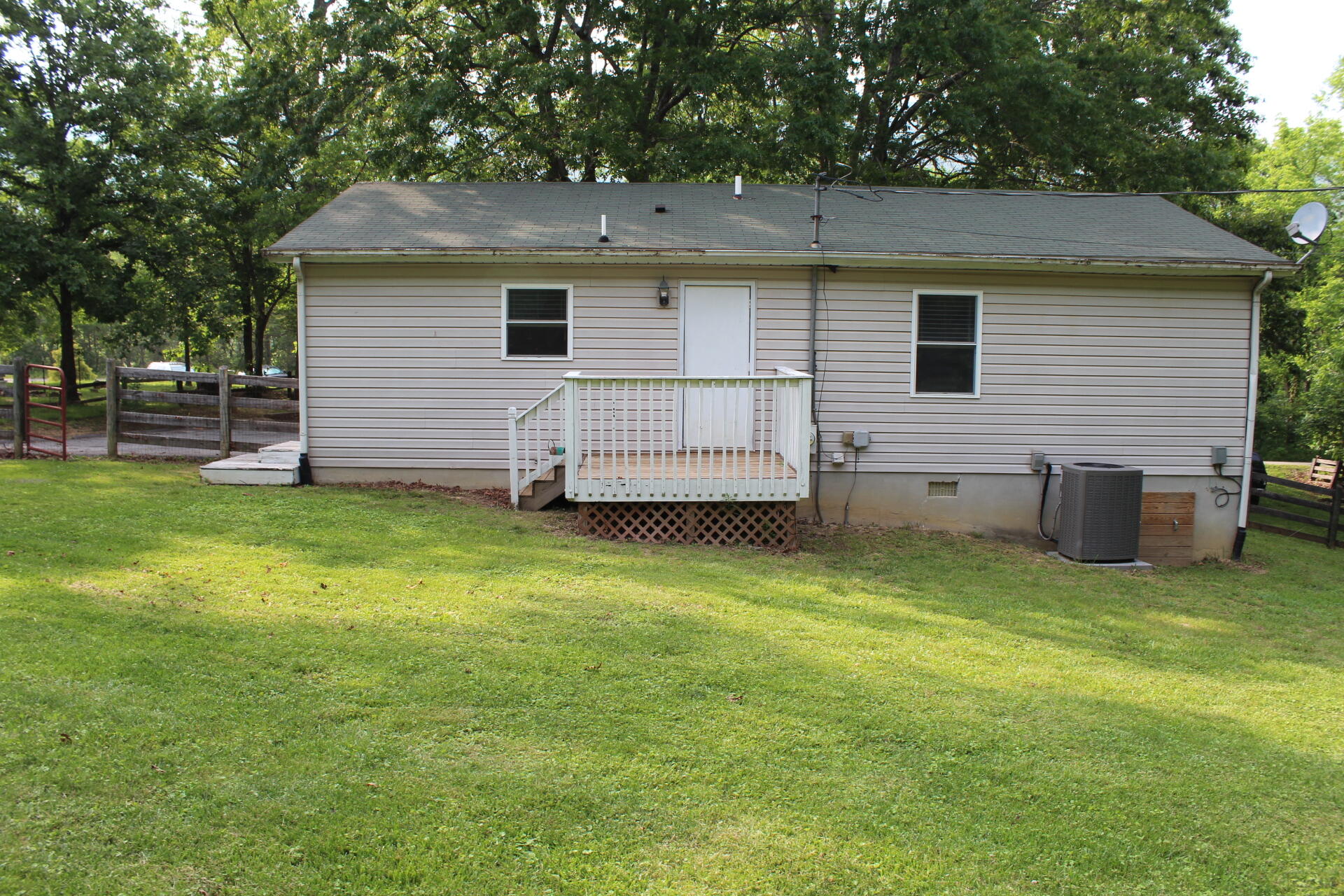 8728 Bradshaw Rd, Salem, Virginia image 41