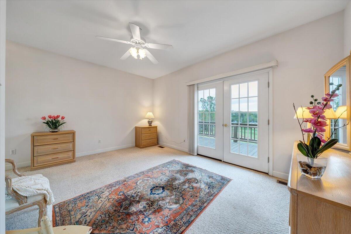 1202 8th Fairway Ln, Huddleston, Virginia image 17