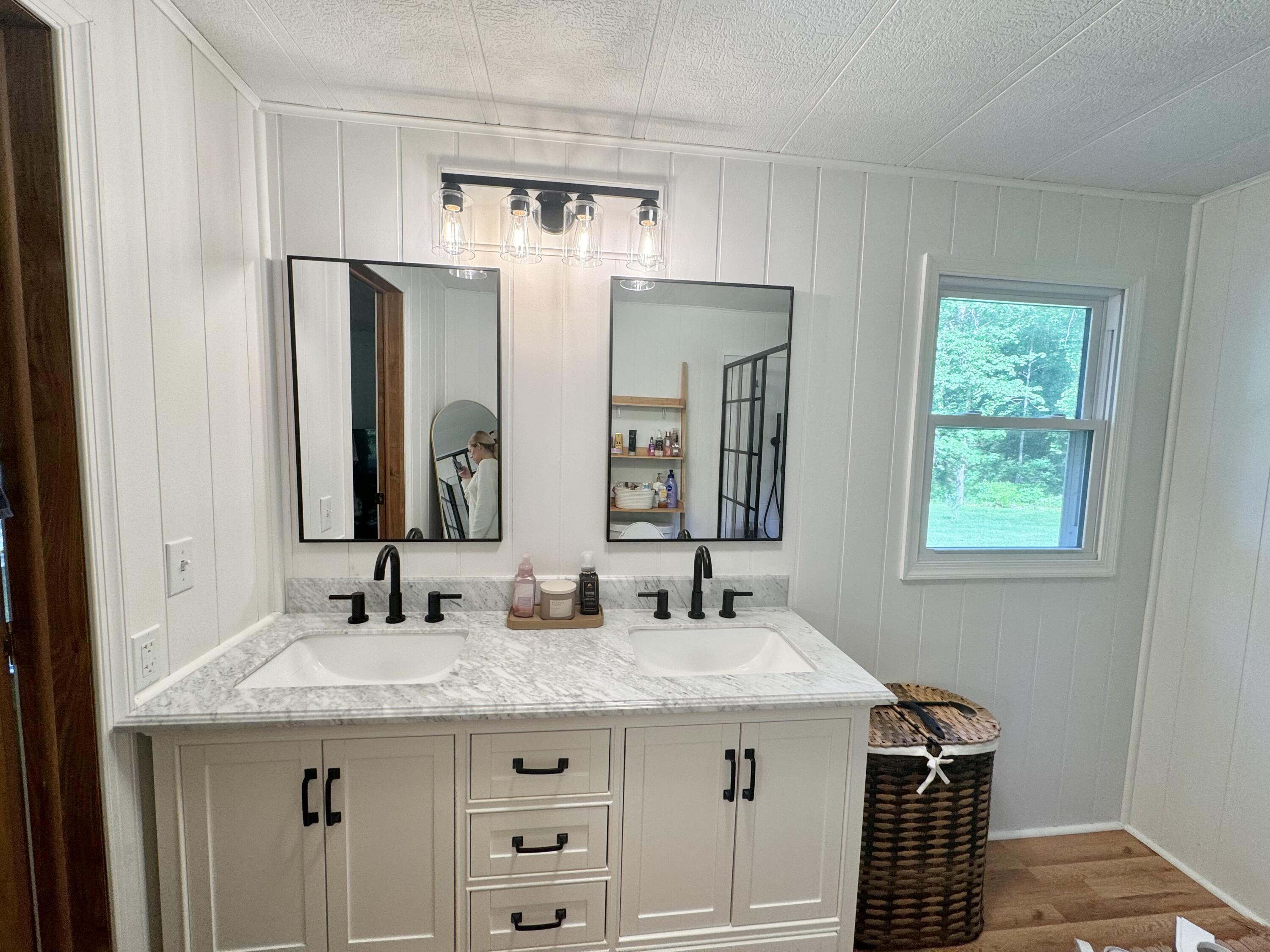 5910 Falls Rd, Hot Springs, Virginia image 38