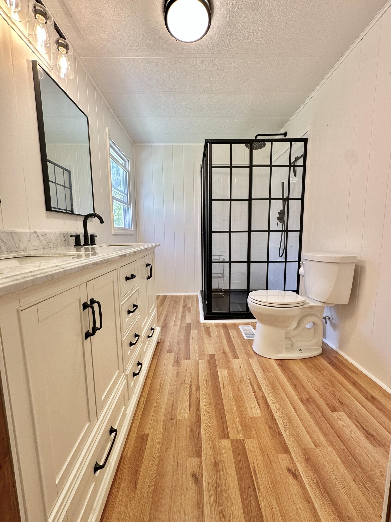 5910 Falls Rd, Hot Springs, Virginia image 37