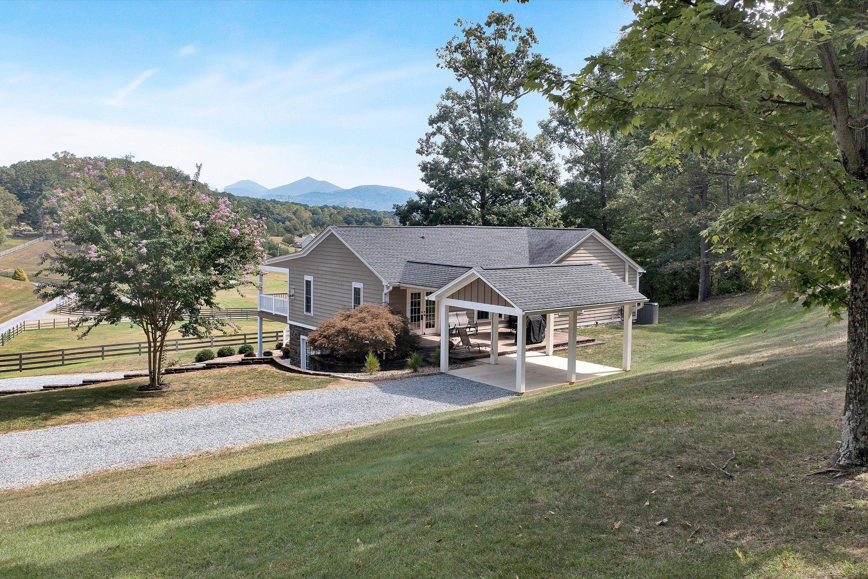 1208 Flaming Arrow Rd, Blue Ridge, Virginia image 11