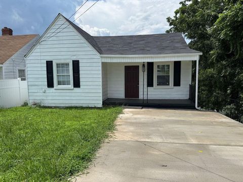 Homes For Sale - 402 College St<br/> Martinsville City County, Martinsville, VA 24112