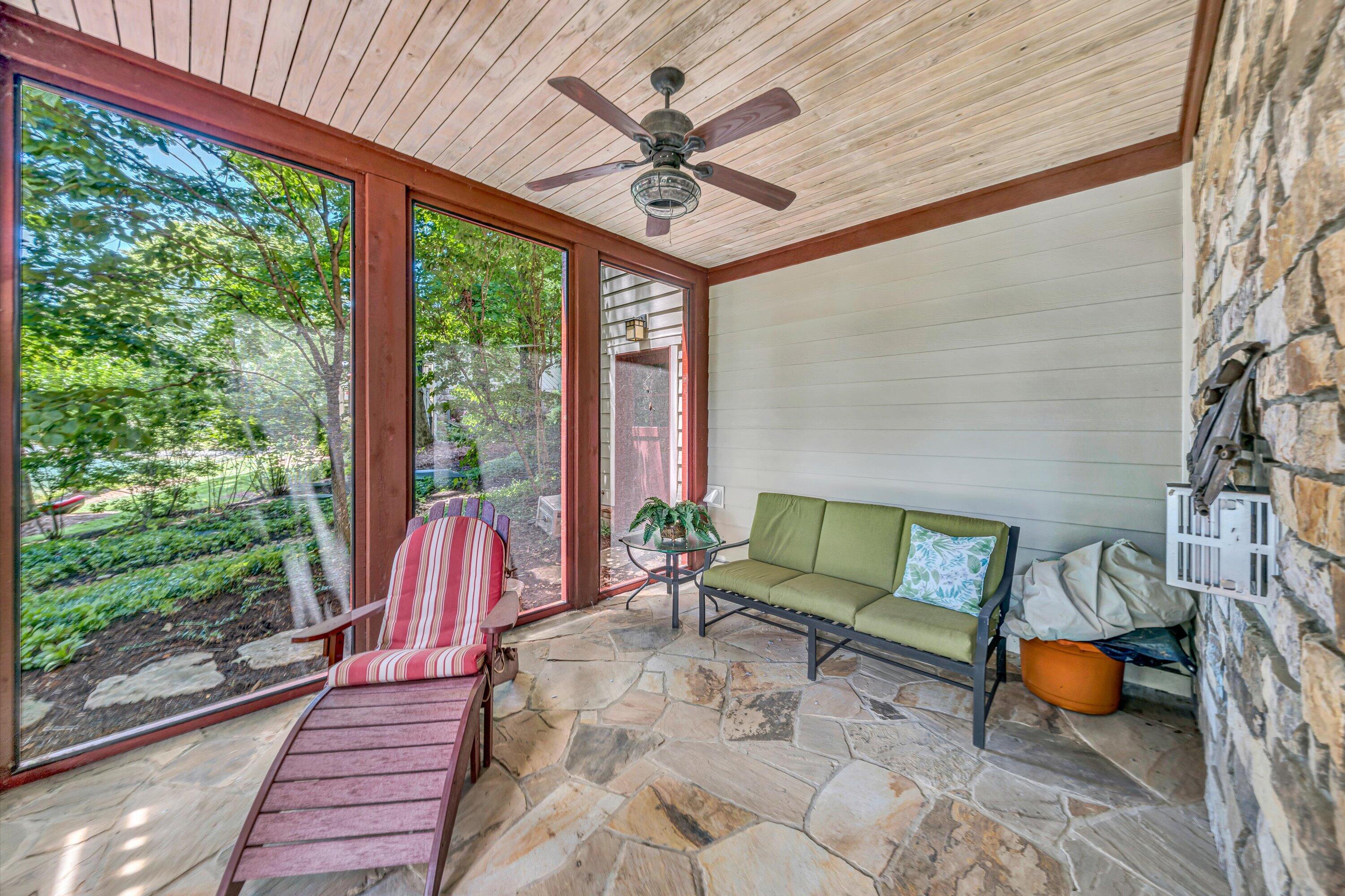 Penhook, Virginia 24137, United States, 5 Bedrooms Bedrooms, ,6 BathroomsBathrooms,Residential,Active,169644