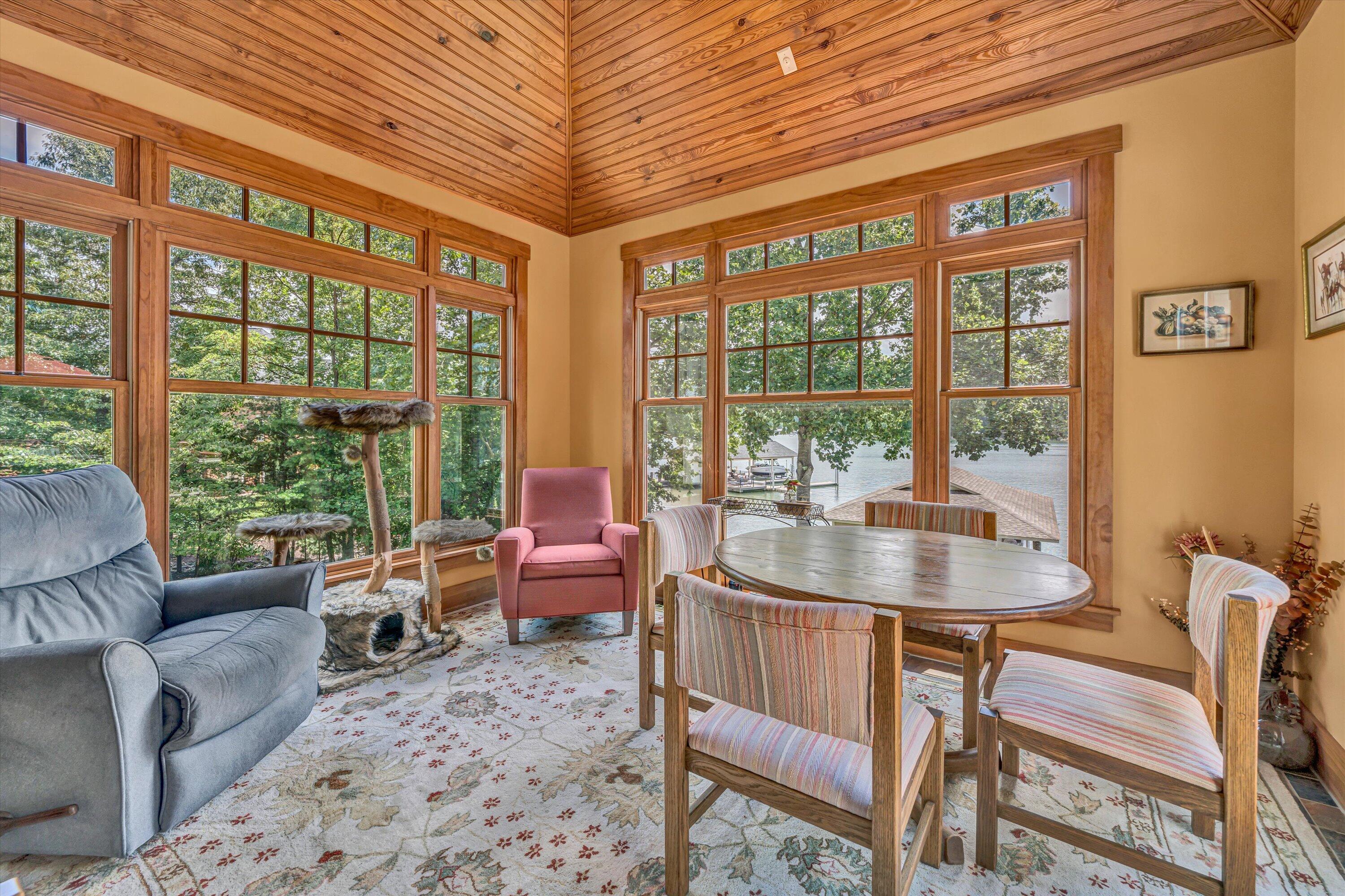 Penhook, Virginia 24137, United States, 5 Bedrooms Bedrooms, ,6 BathroomsBathrooms,Residential,Active,169644