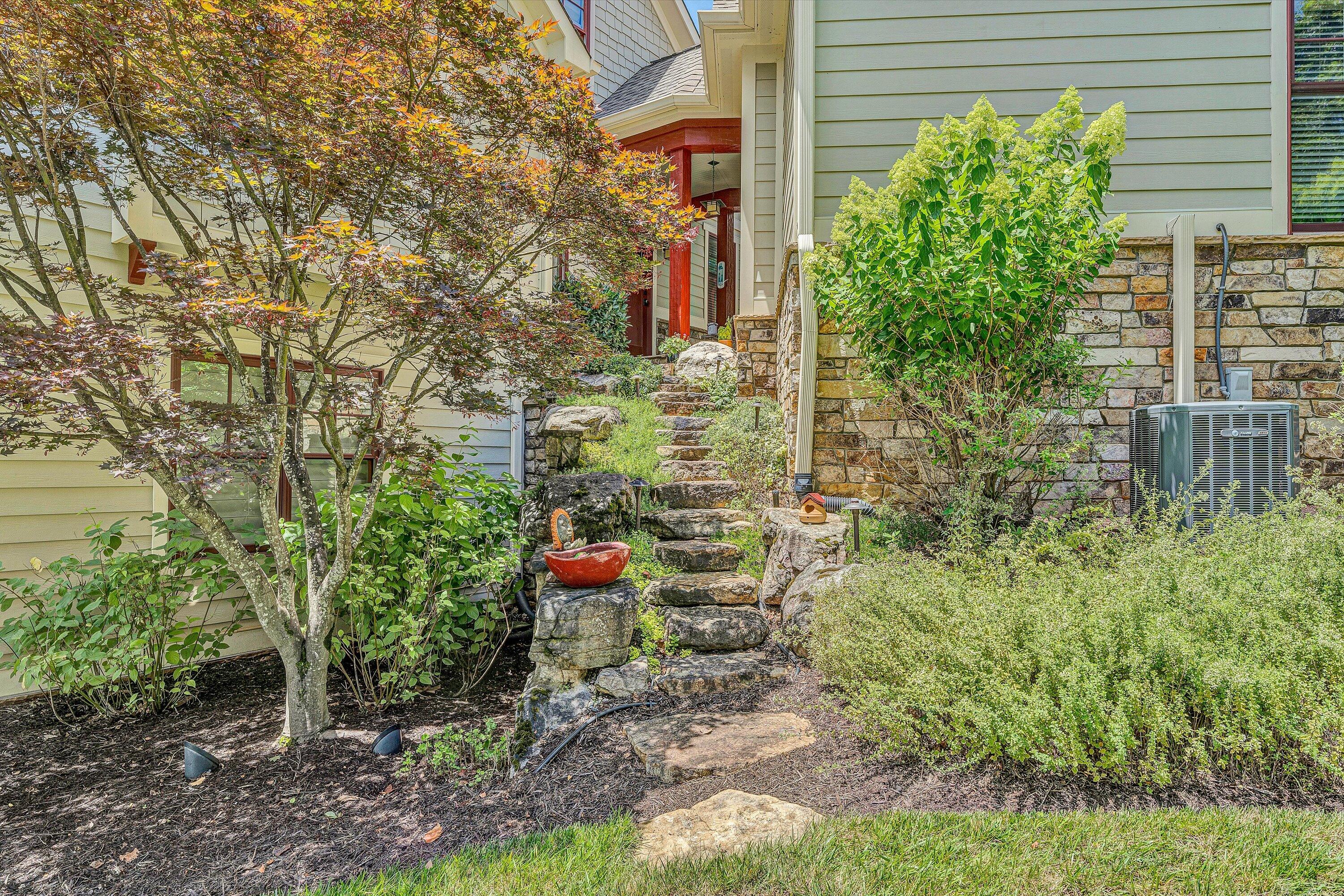 Penhook, Virginia 24137, United States, 5 Bedrooms Bedrooms, ,6 BathroomsBathrooms,Residential,Active,169644