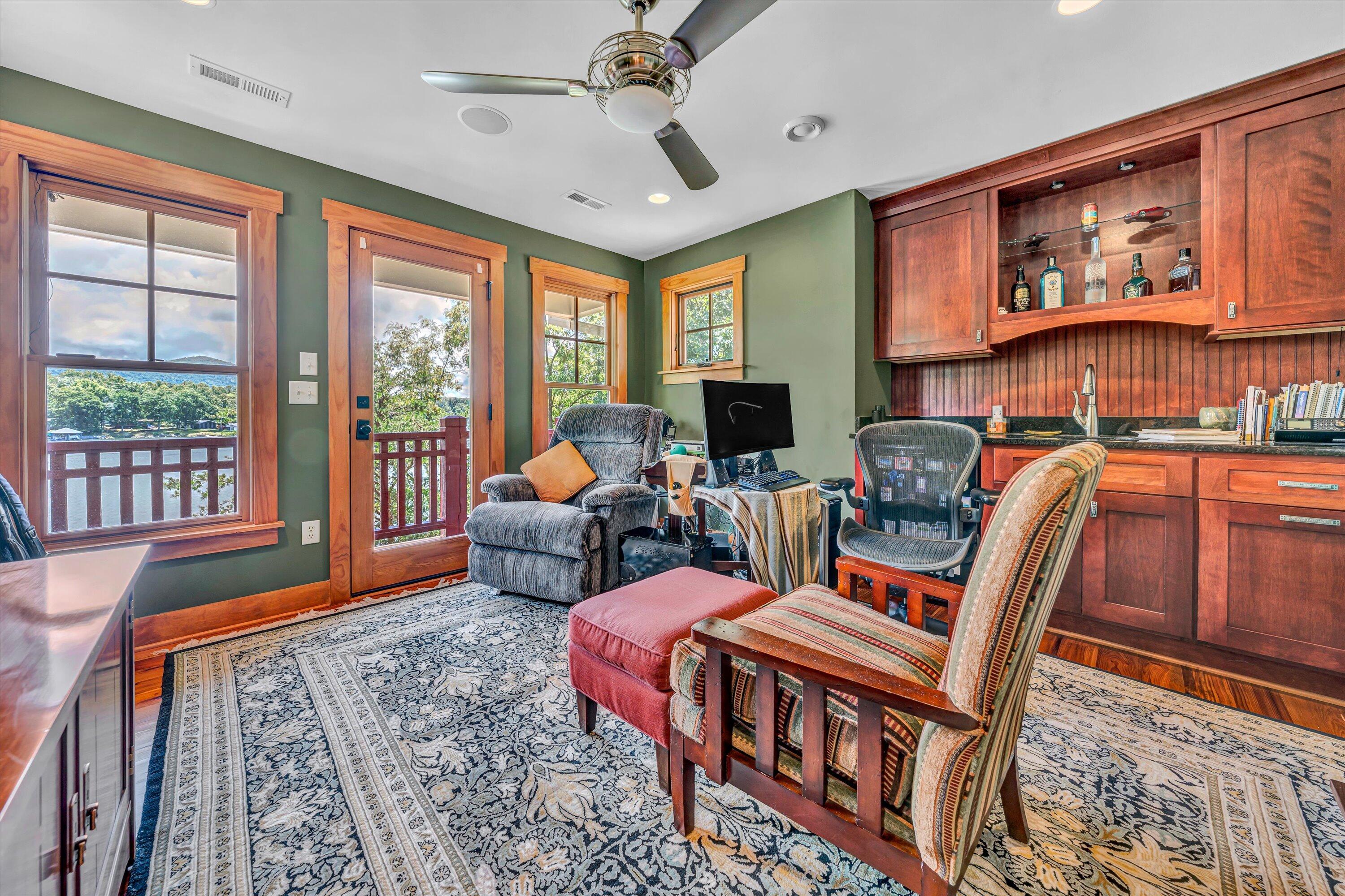 Penhook, Virginia 24137, United States, 5 Bedrooms Bedrooms, ,6 BathroomsBathrooms,Residential,Active,169644