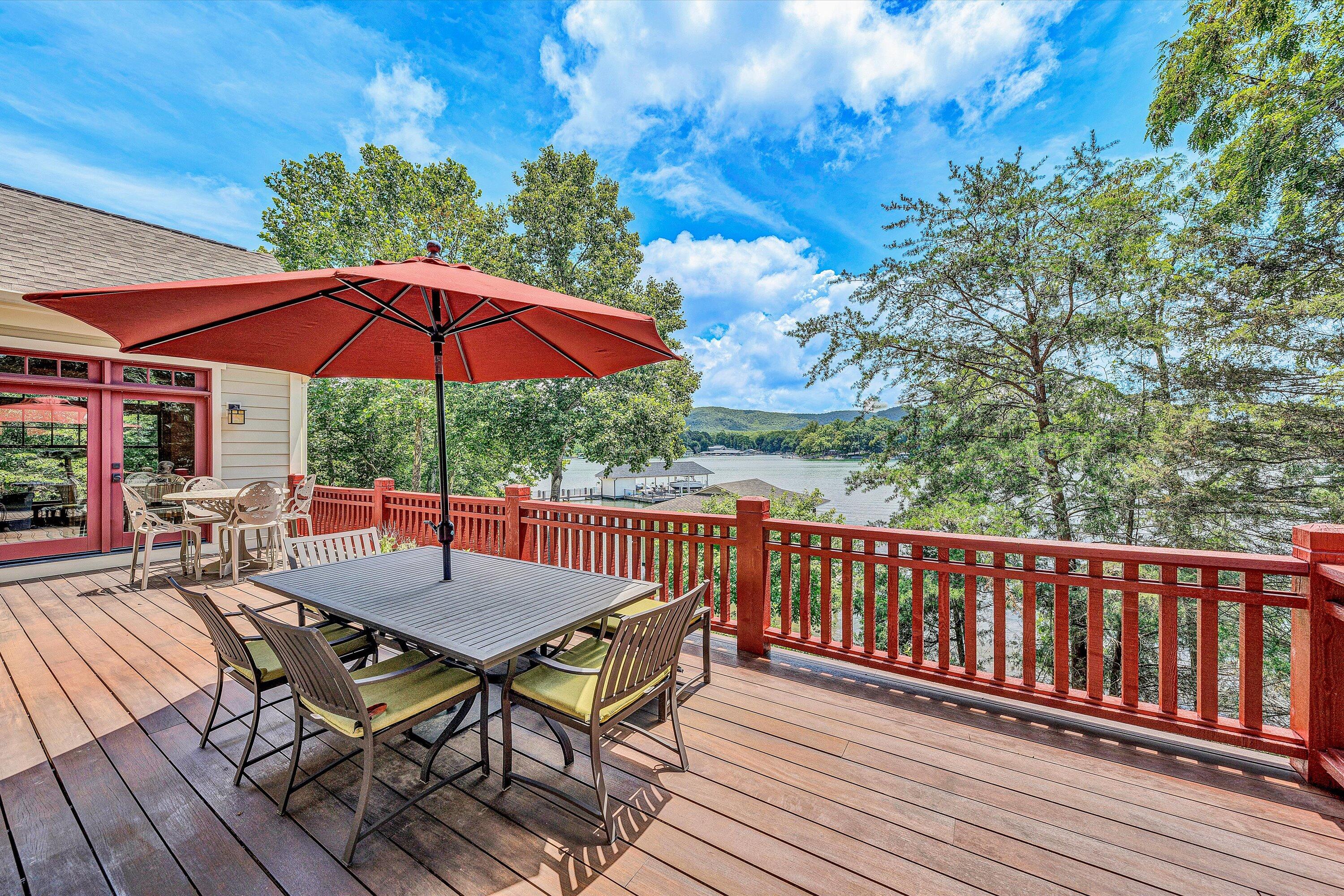 Penhook, Virginia 24137, United States, 5 Bedrooms Bedrooms, ,6 BathroomsBathrooms,Residential,Active,169644