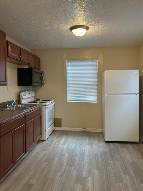 711 Mcdowell Ave, Roanoke, Ohio image 3