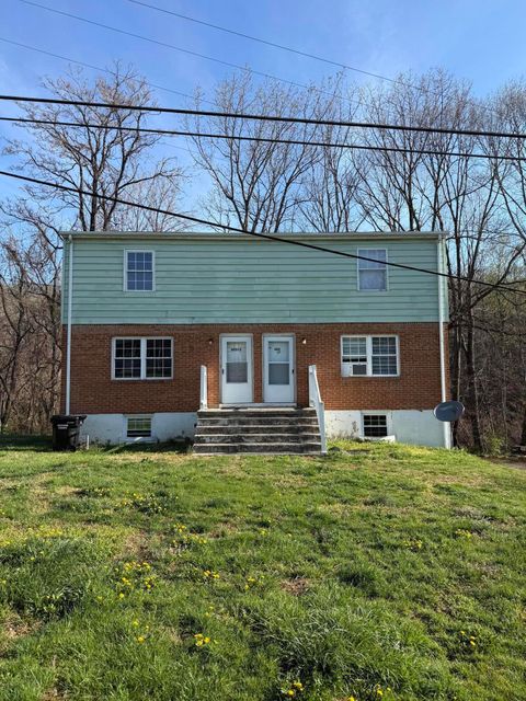 Multifamily For Sale - 6035 Twine Hollow Rd<br/> Salem, VA 24153