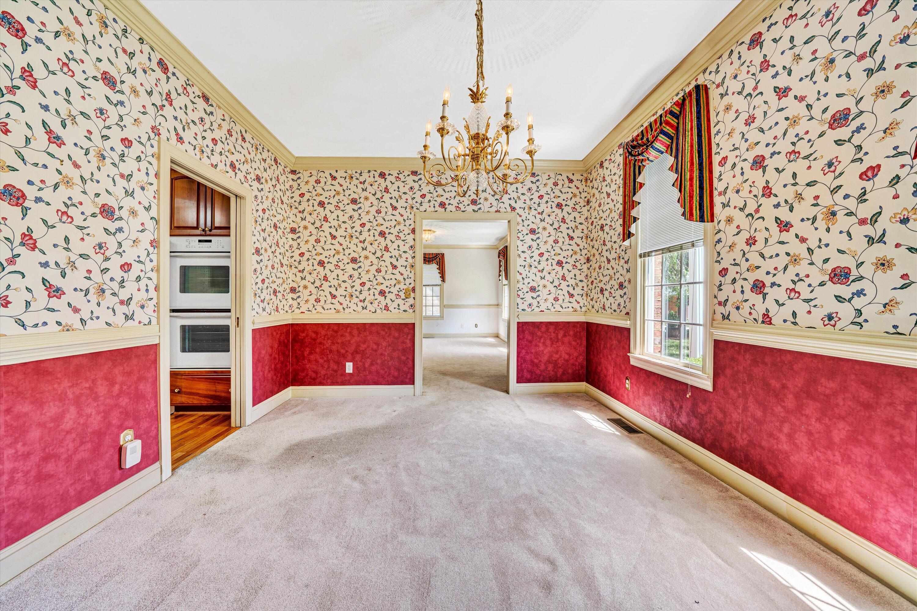 1301 Belle Aire Ln, Roanoke, Virginia image 7