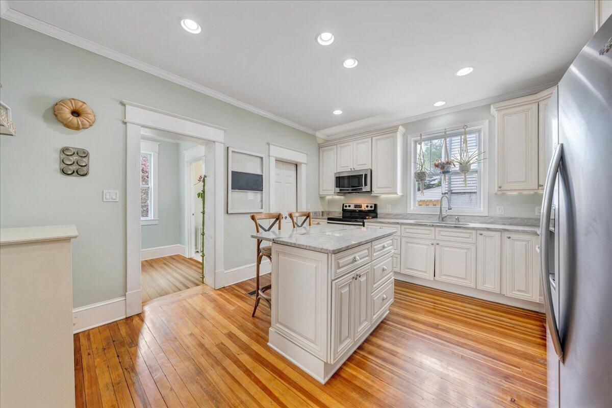 2525 Avenham Ave, Roanoke, Virginia image 17