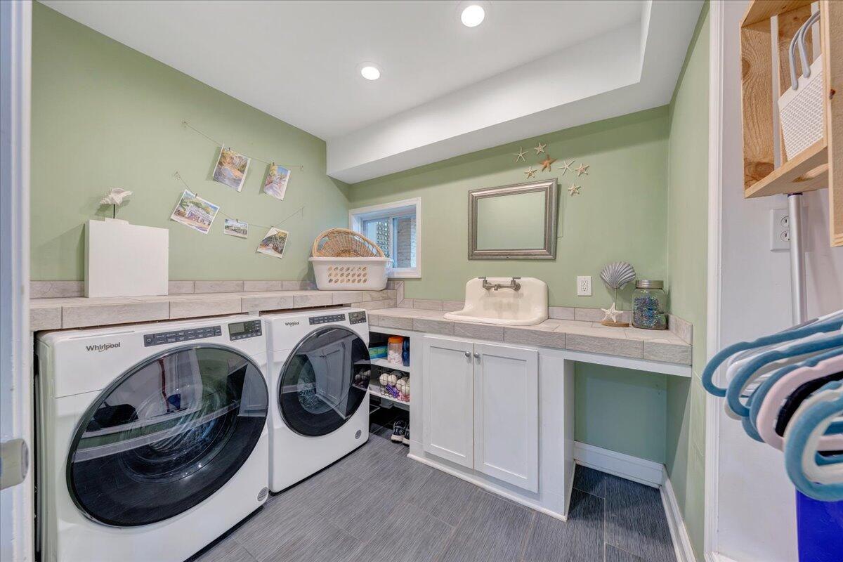 2525 Avenham Ave, Roanoke, Virginia image 47