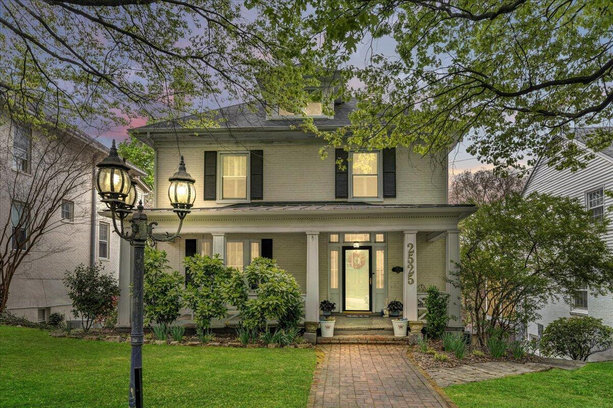 2525 Avenham Ave, Roanoke, Virginia image 1