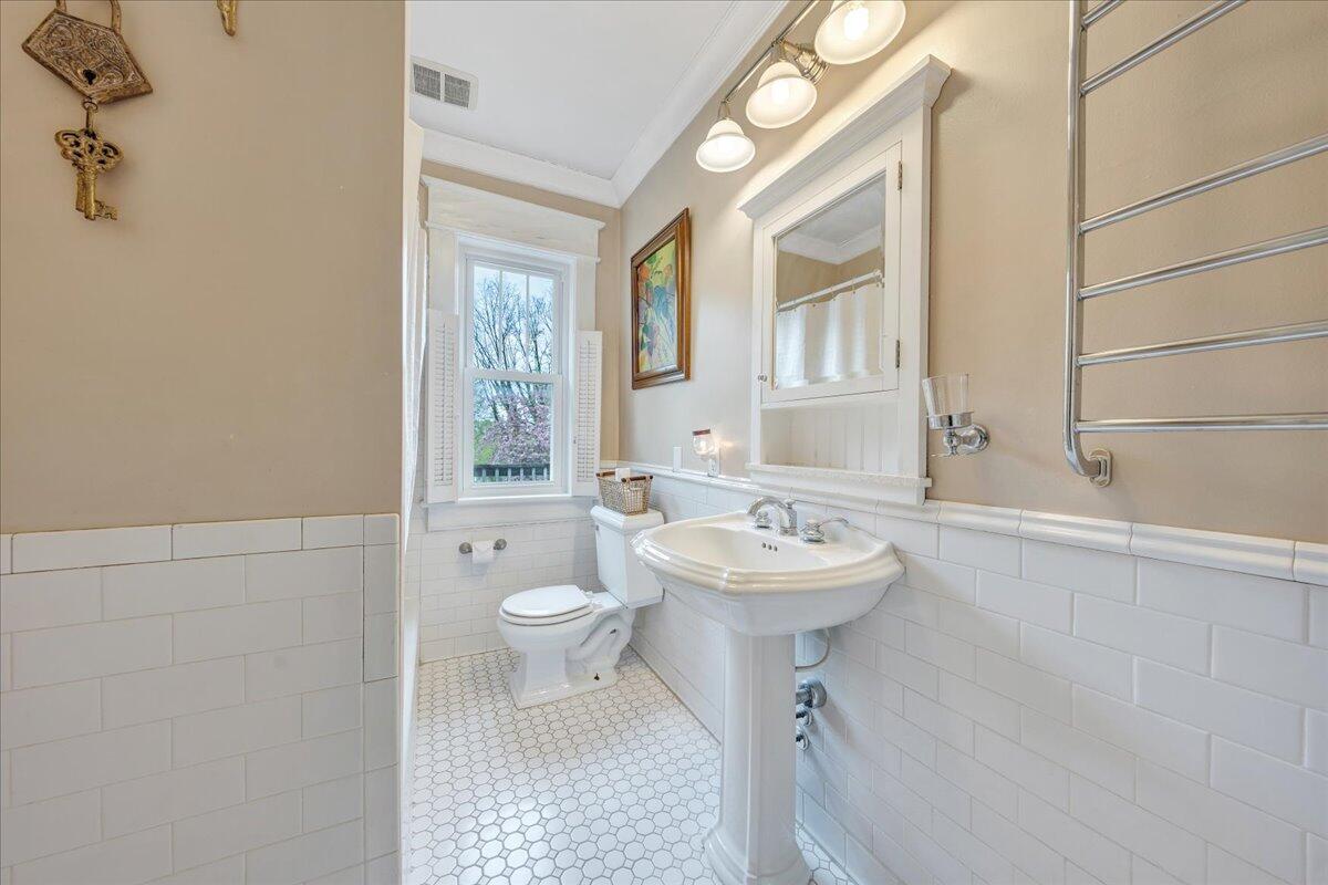 2525 Avenham Ave, Roanoke, Virginia image 33