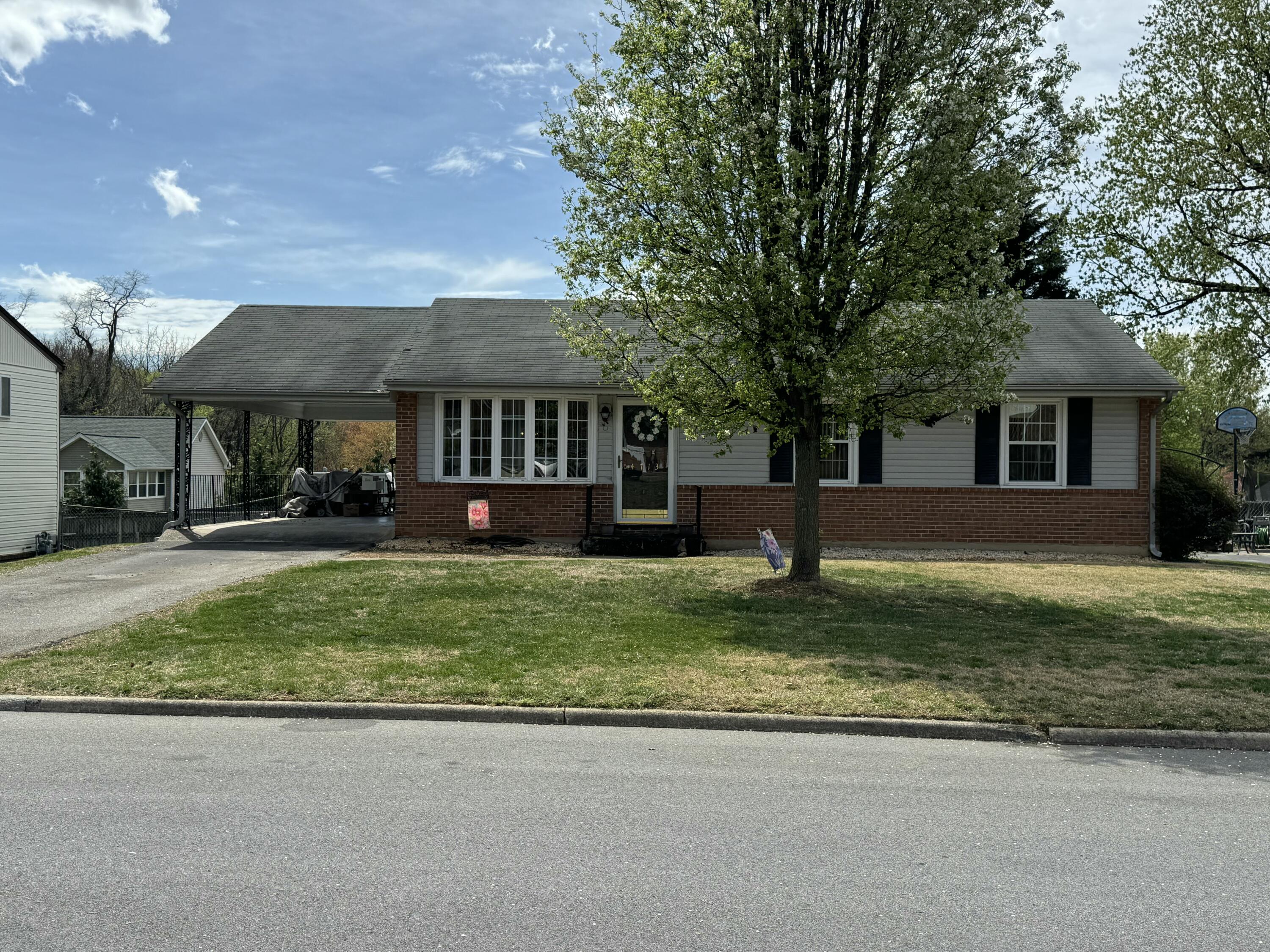 4713 Player Dr, Roanoke, Virginia image 3