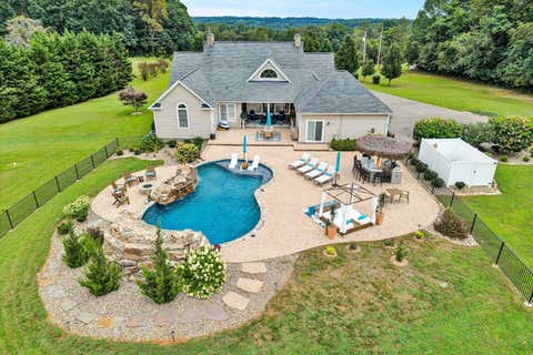 Homes For Sale - 1483 Morgans Church Rd<br/> Bedford, VA 24523