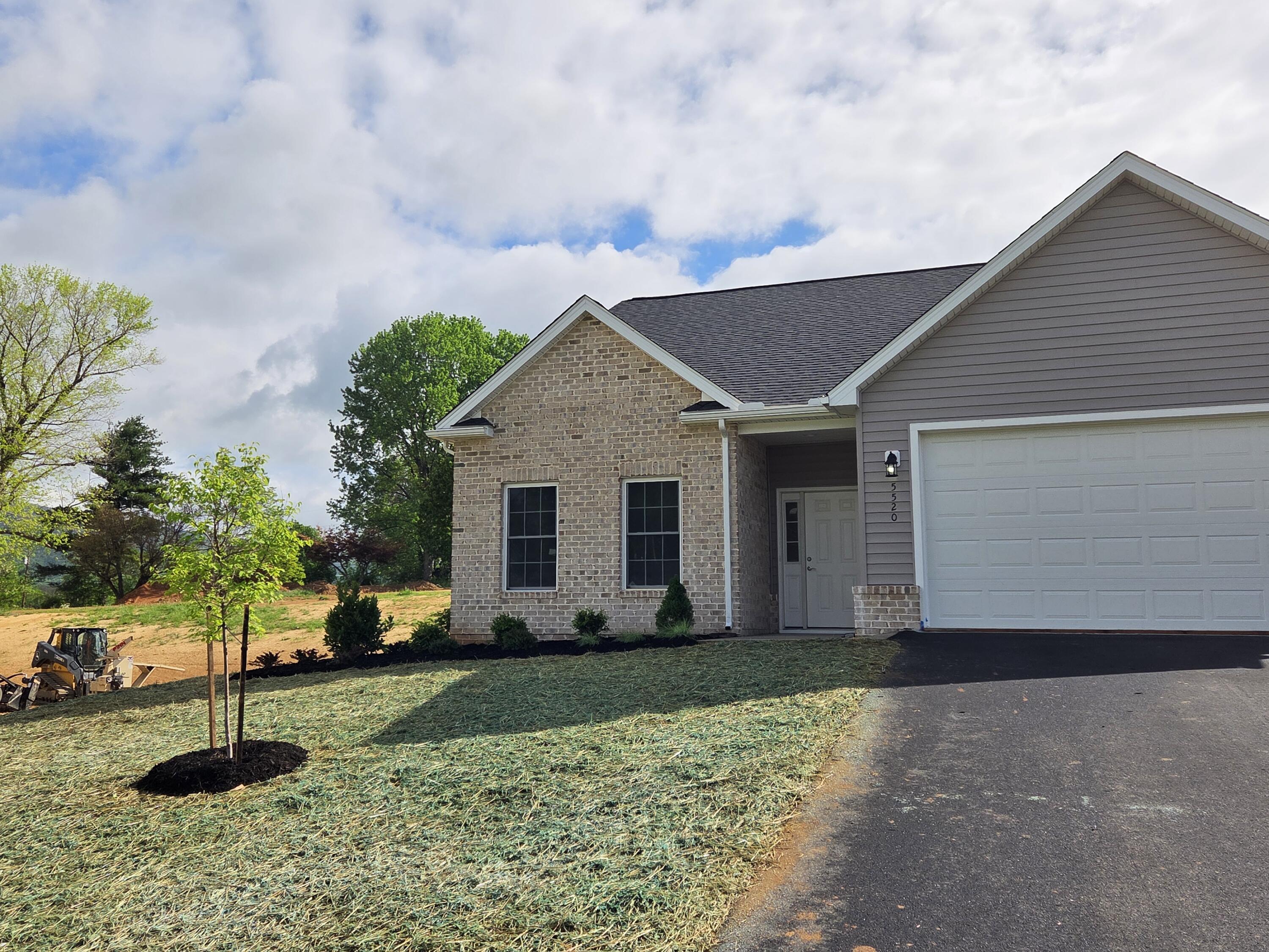 5520 New Pleasant Way, Salem, Virginia image 21