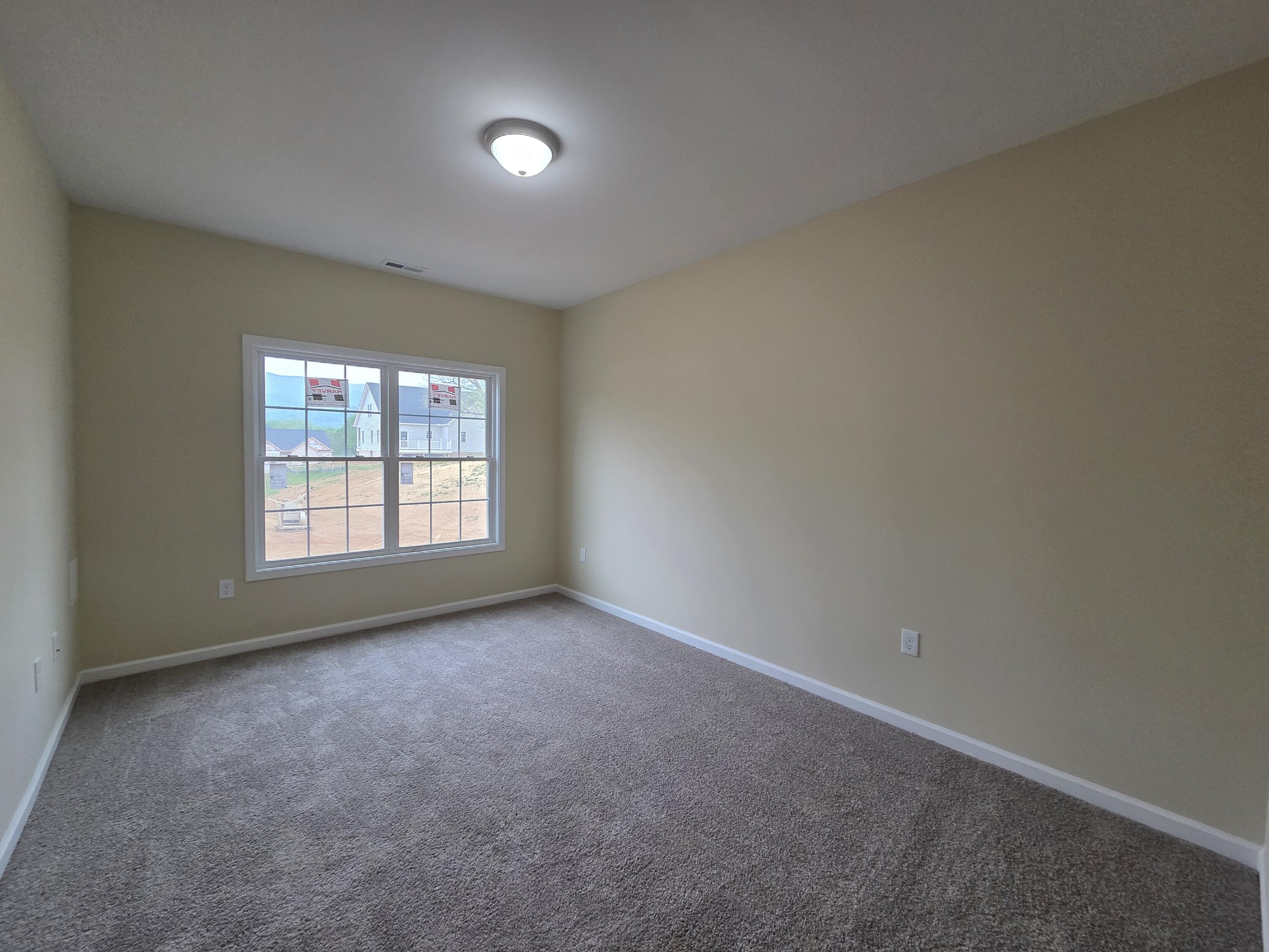 5520 New Pleasant Way, Salem, Virginia image 13