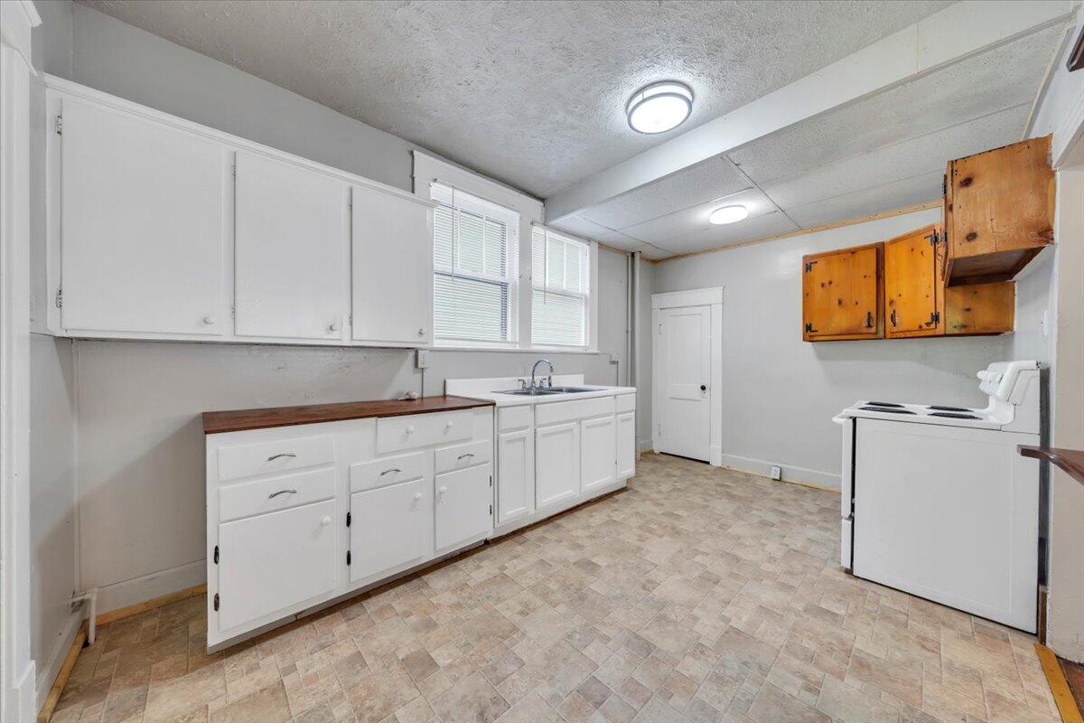 508 Clay St, Clifton Forge, Virginia image 13