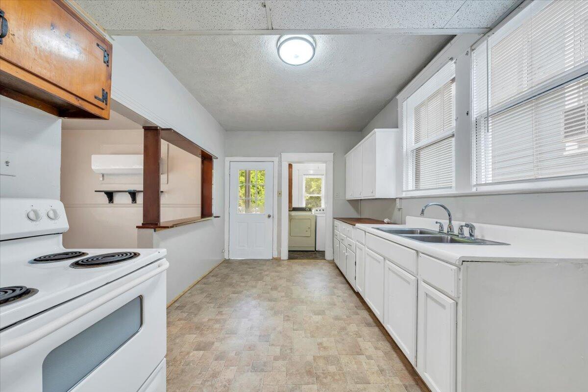 508 Clay St, Clifton Forge, Virginia image 12