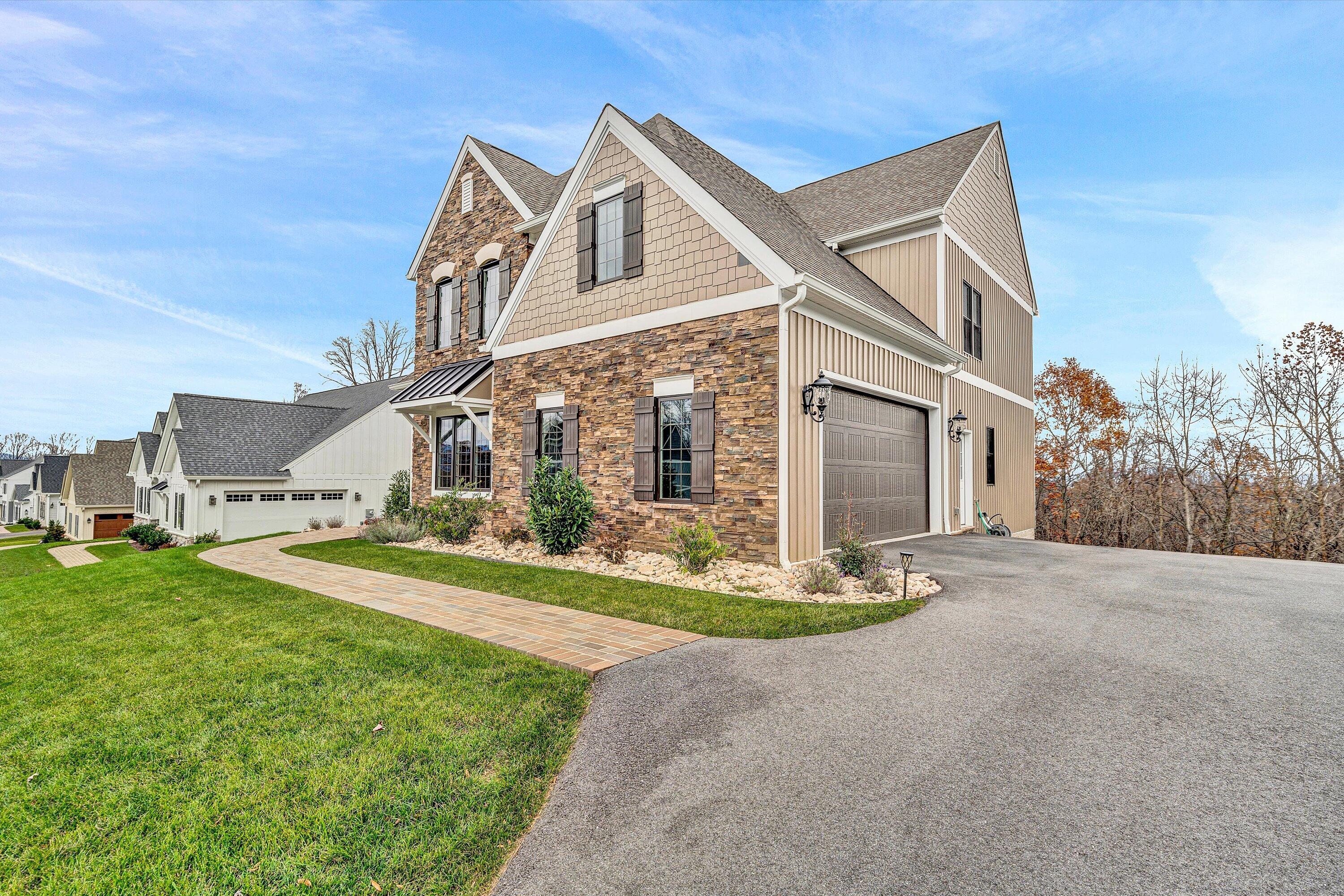 6901 Fairway Ridge Rd, Salem, Virginia image 3