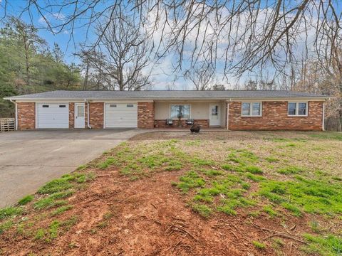 Homes For Sale - 1136 S County Line Rd<br/> Patrick County, Patrick Springs, VA 24133