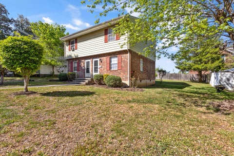 Multifamily For Sale - 1905 Oxford Ave<br/> Roanoke, VA 24015