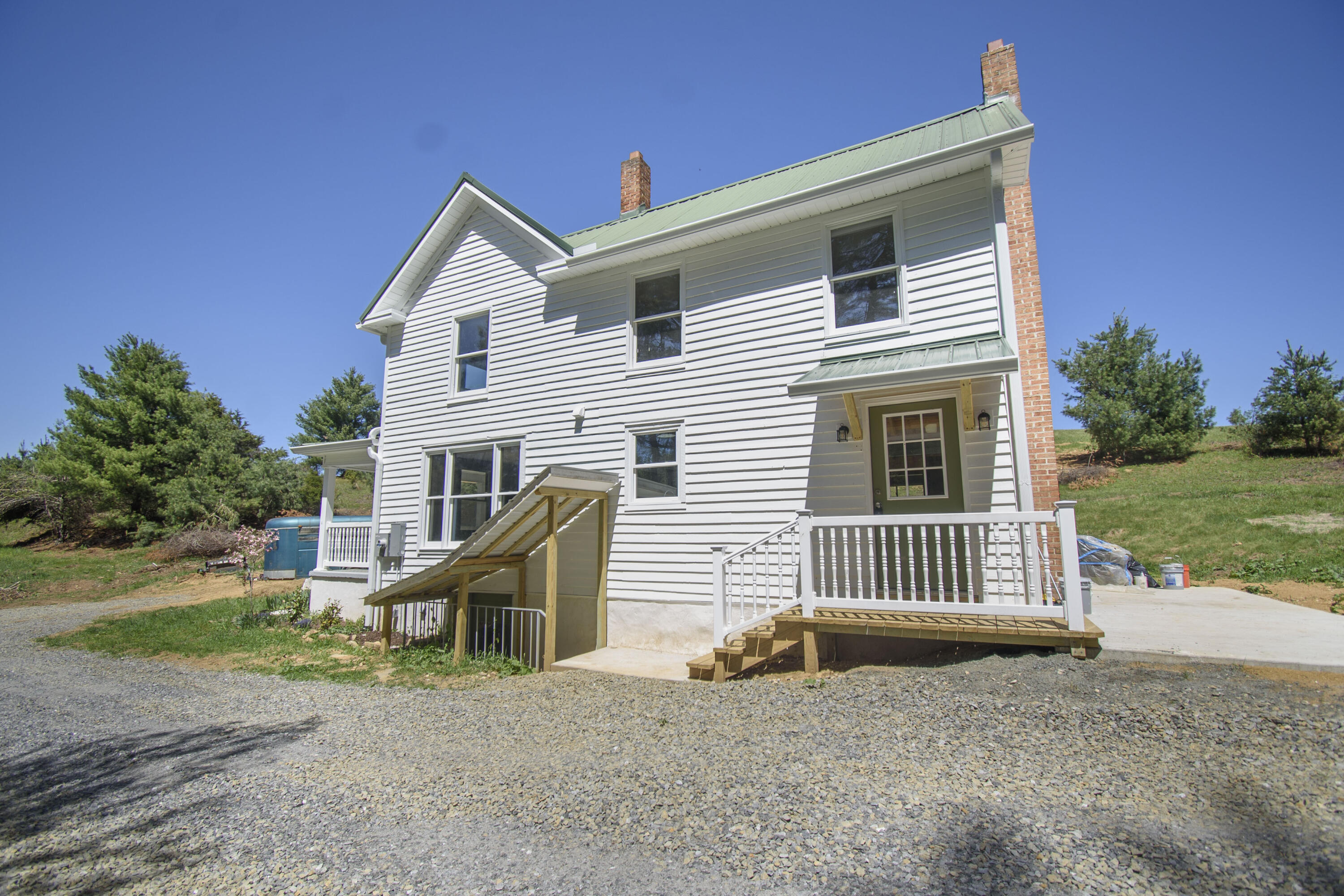 809 Graysville Rd, Copper Hill, Virginia image 5