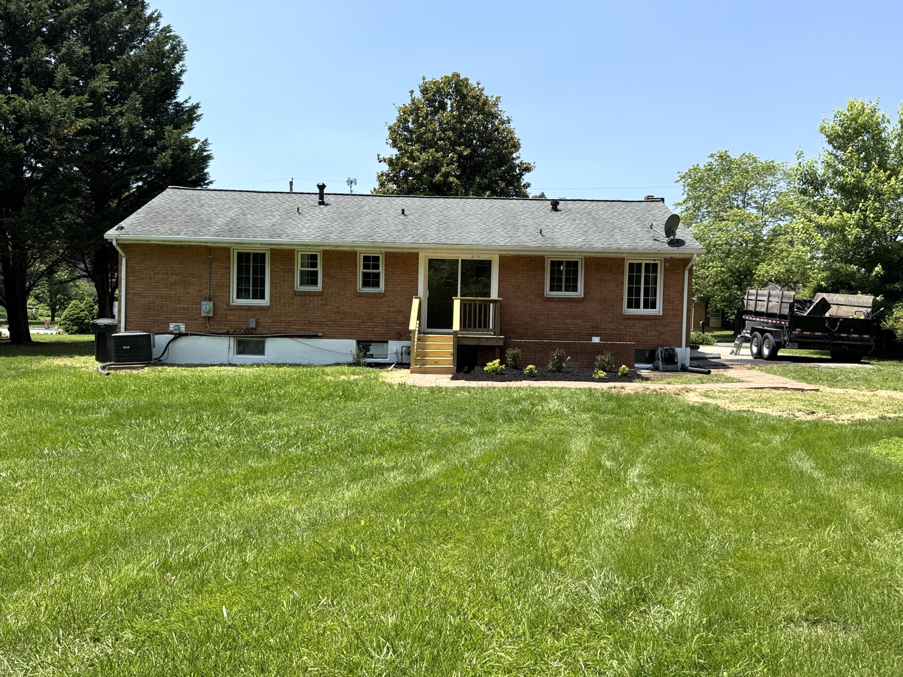 4566 Girard Dr, Roanoke, Virginia image 28