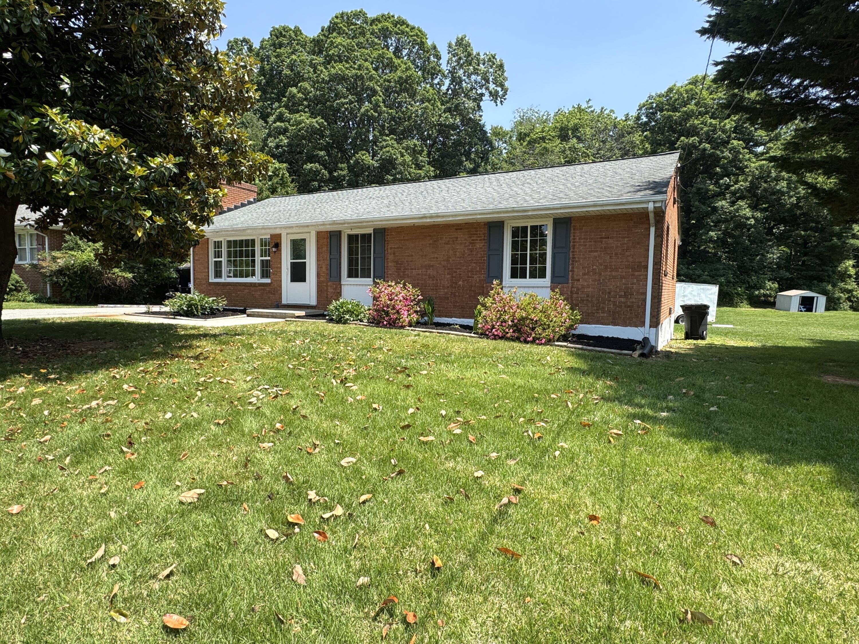 4566 Girard Dr, Roanoke, Virginia image 1
