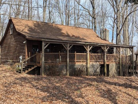 Homes For Sale - 1704 Coles Knob Rd<br/> Pilot, VA 24138