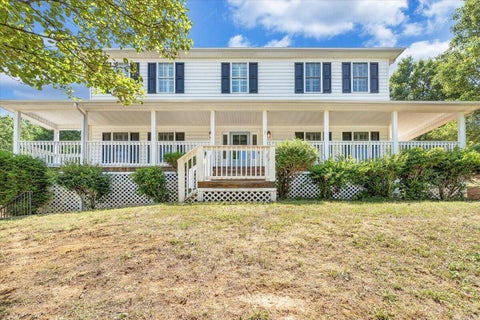 Homes For Sale - 706 Bradford Cir<br/> Salem, VA 24153