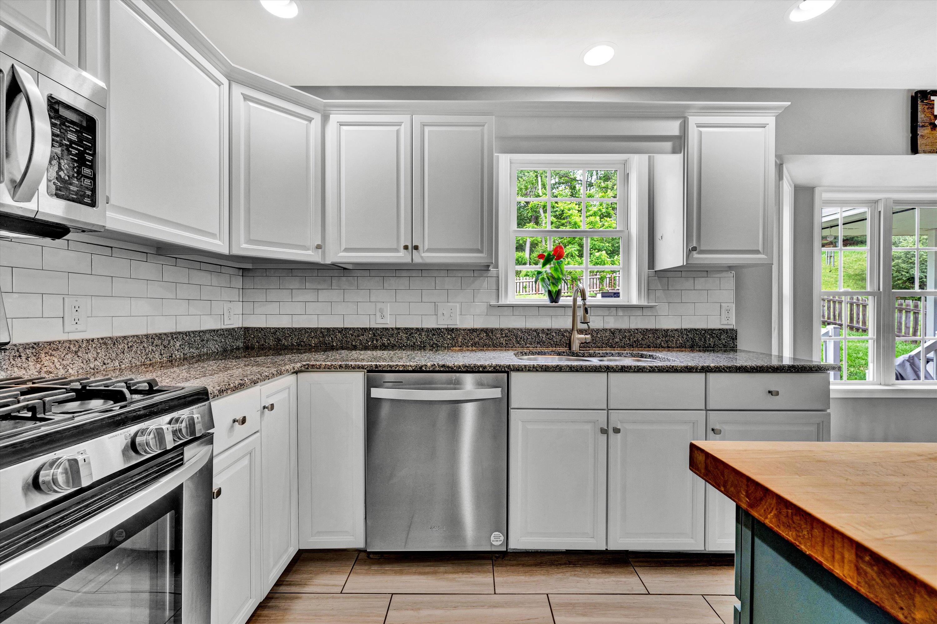 135 Sapphire Ave, Christiansburg, Virginia image 18